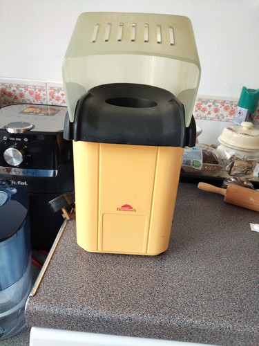Beaumark popcorn maker - beaumark,